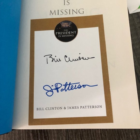 Signed Copy The President is Missing by James Patterson and Bill Clinton - Picture 1 of 8